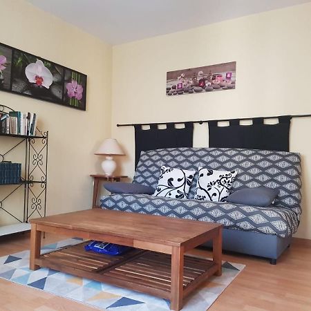 Charmante Maisonnette 2 Personnes Avec Wifi Surgères Exteriér fotografie