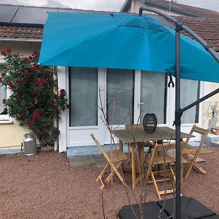 Charmante Maisonnette 2 Personnes Avec Wifi Surgères Exteriér fotografie