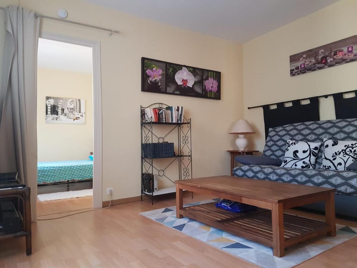 Charmante Maisonnette 2 Personnes Avec Wifi Surgères Exteriér fotografie